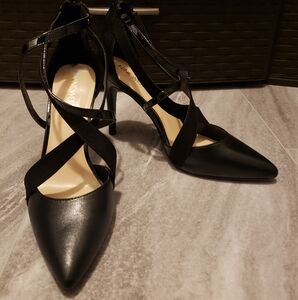 Nine West Black Strappy Heels